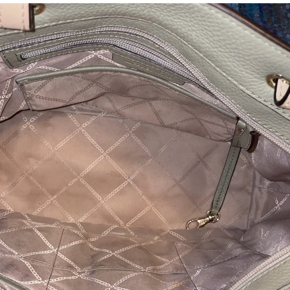 Michael Kors Sage Green tote Giveaway! - Picture 10 of 14